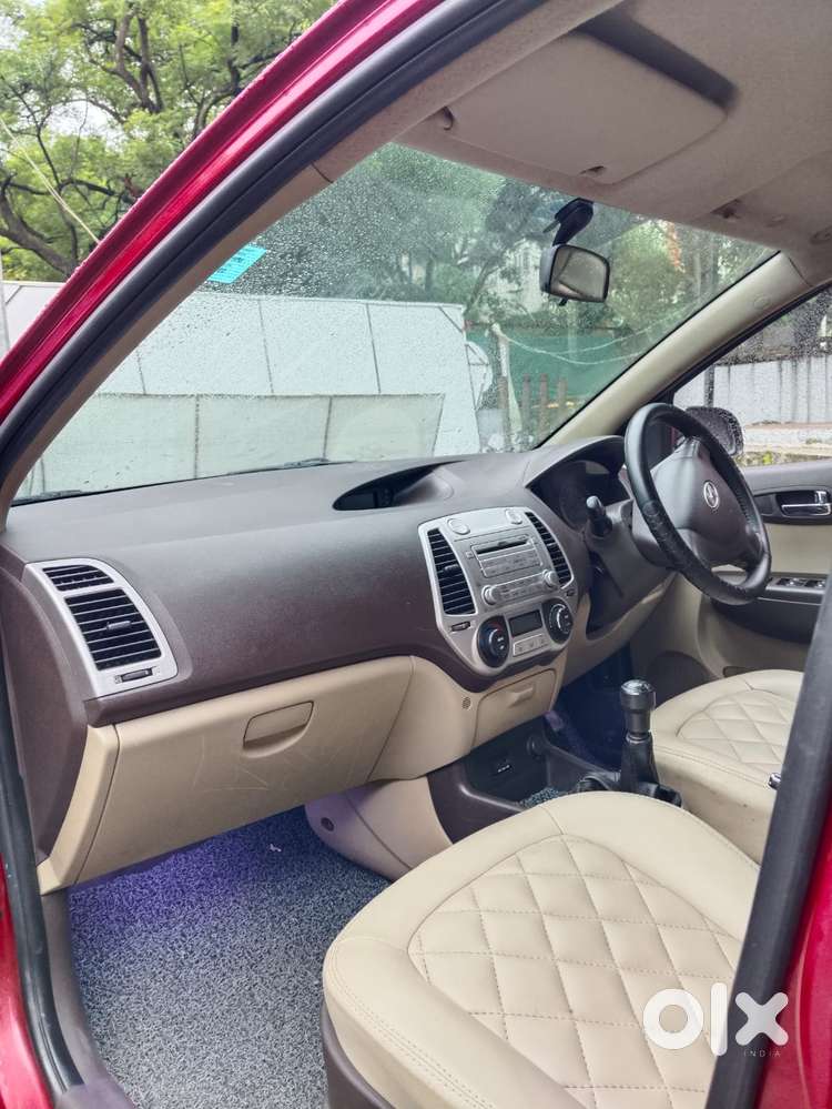 Hyundai I20 Petrol Cvt Magna Executive, 2010, Petrol