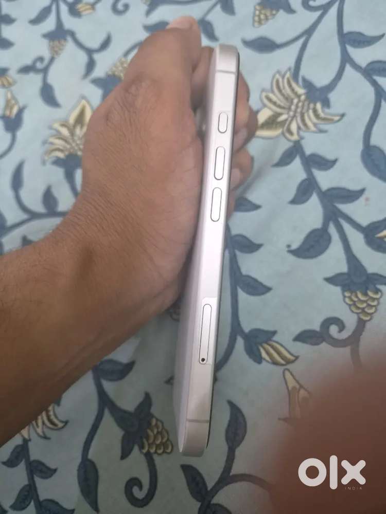 iPhone 17 256GB 100 % Battery Health | Apple Warranty Till July 2027 I