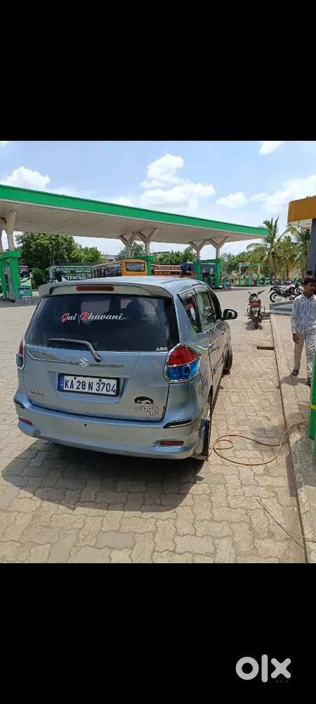 Maruti Suzuki Ertiga Zdi 2012
