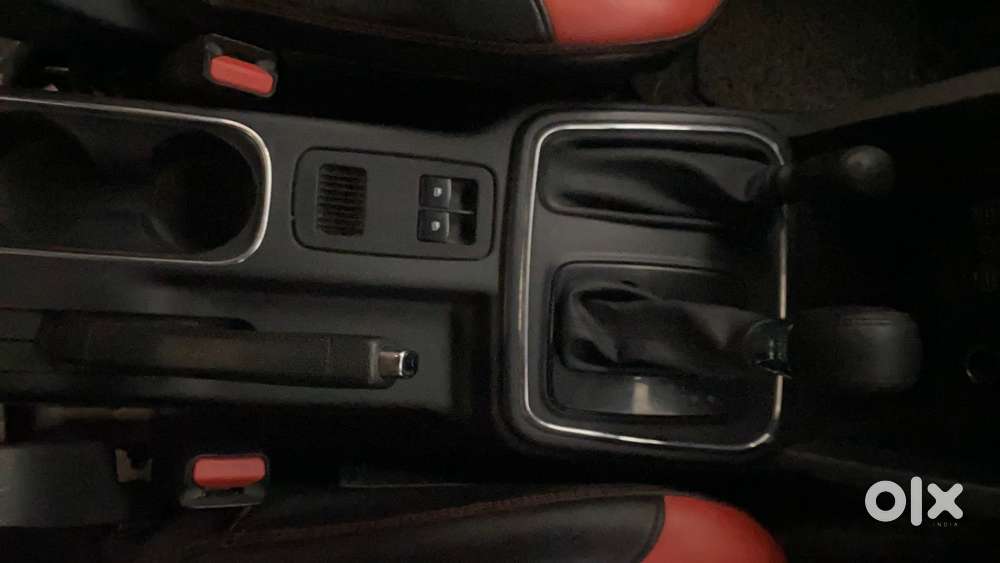 Mahindra Thar Lx 4-str Convertible At, 2021, Petrol