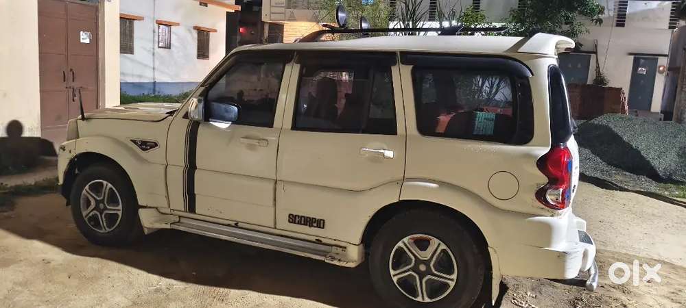 Mahindra Scorpio Vlx 2014