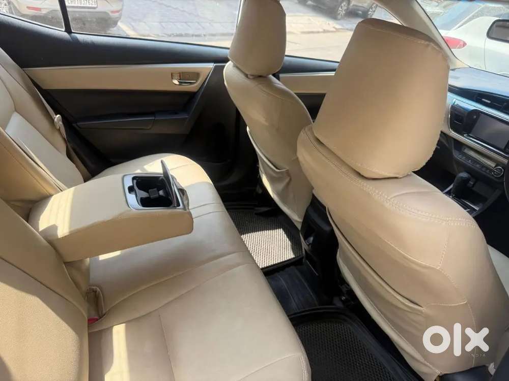 Toyota Corolla Altis 2015 Petrol Well Maintained
