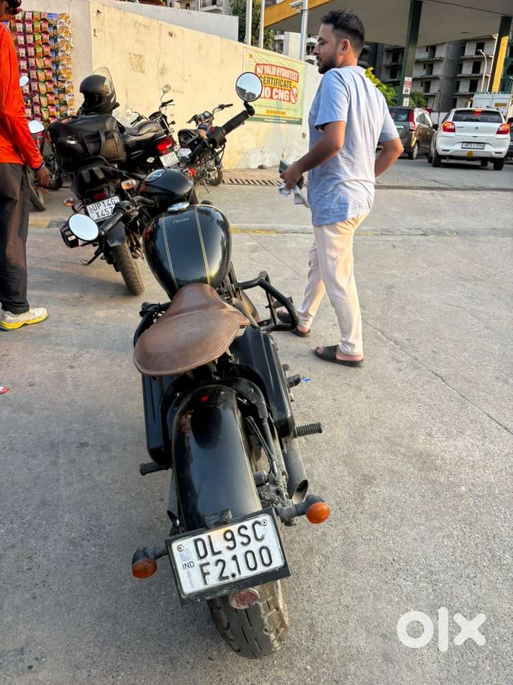 Jawa Perak 2022 bike. VIP no
