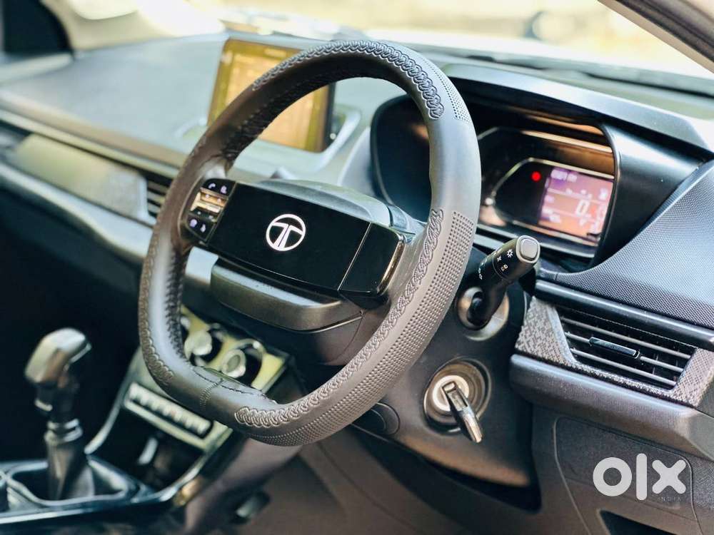 Tata Nexon Smart Plus1.2 Revotron Petrol 5 Mt, 2024, Petrol
