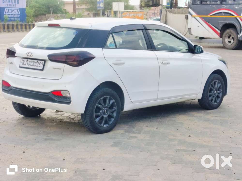 Hyundai I20 Sportz Plus, 2019, Petrol