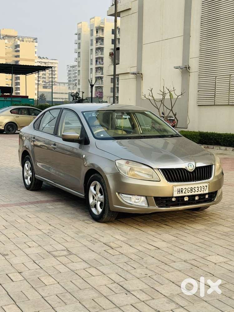 Skoda Rapid Elegance 1.6 Tdi Cr Manual, 2012, Diesel