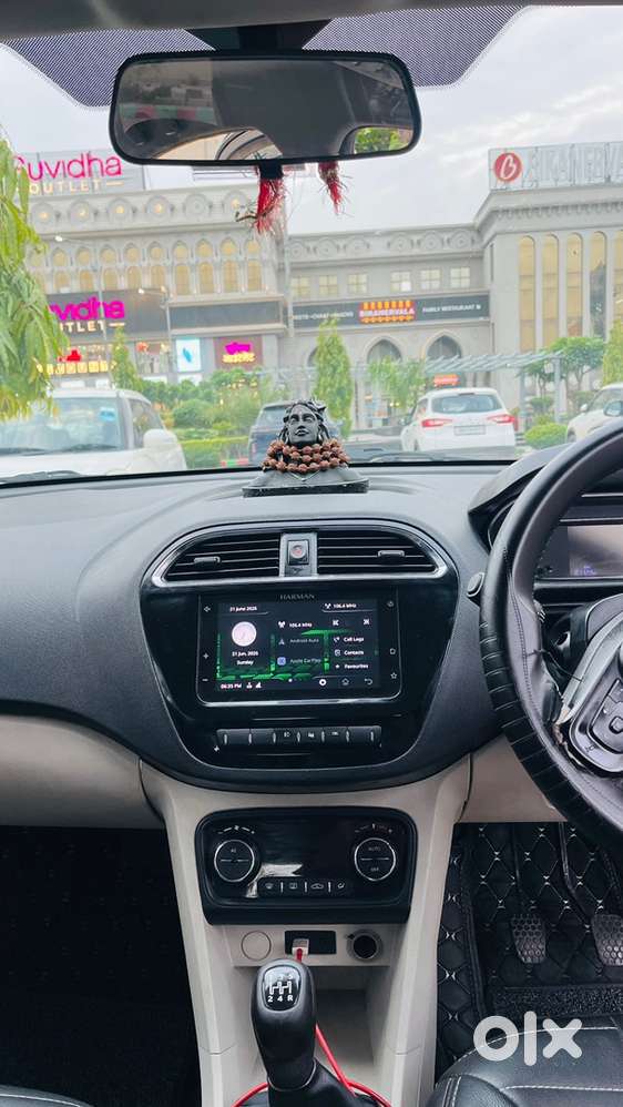 2022 Tata Tiago Xza Plus Dual Tone