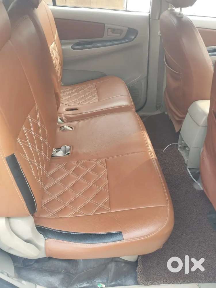 Toyota Innova 2011 Diesel 200000 Km