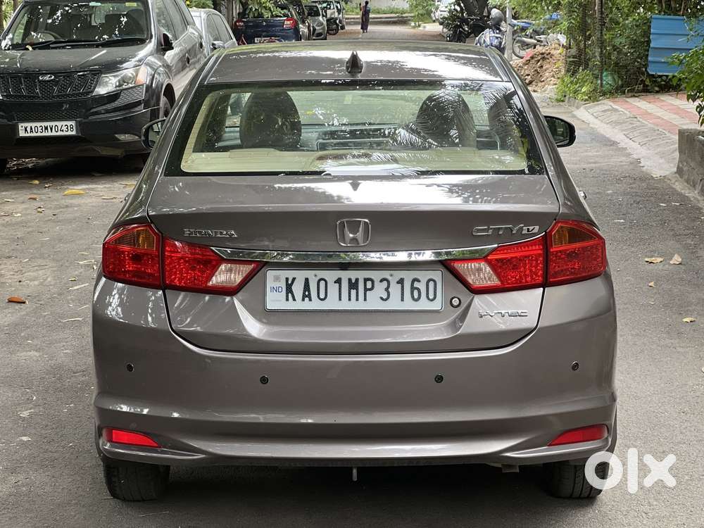 Honda City 1.5 V 4th Gen I-vtec Mt, 2016, Petrol