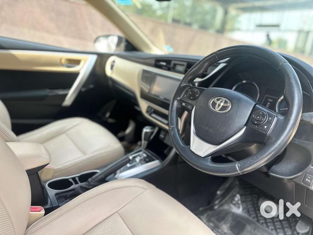 Toyota Corolla Altis 1.8 Gl, 2017, Petrol