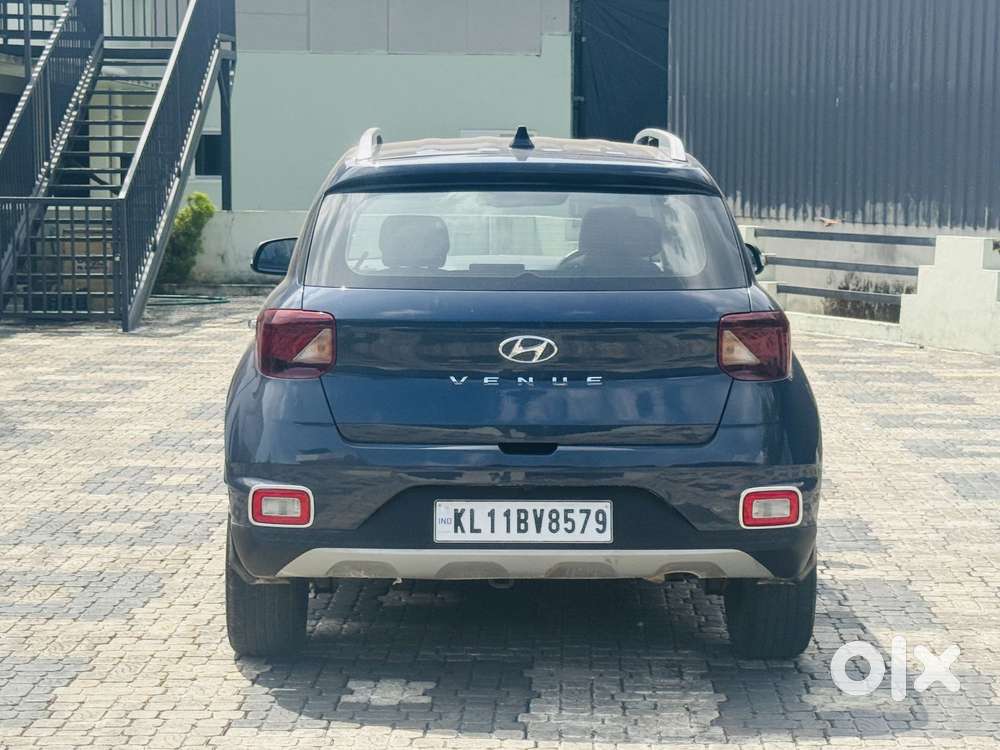 Hyundai Venue 1.0 Sx (o) Turbo Dct, 2022, Petrol