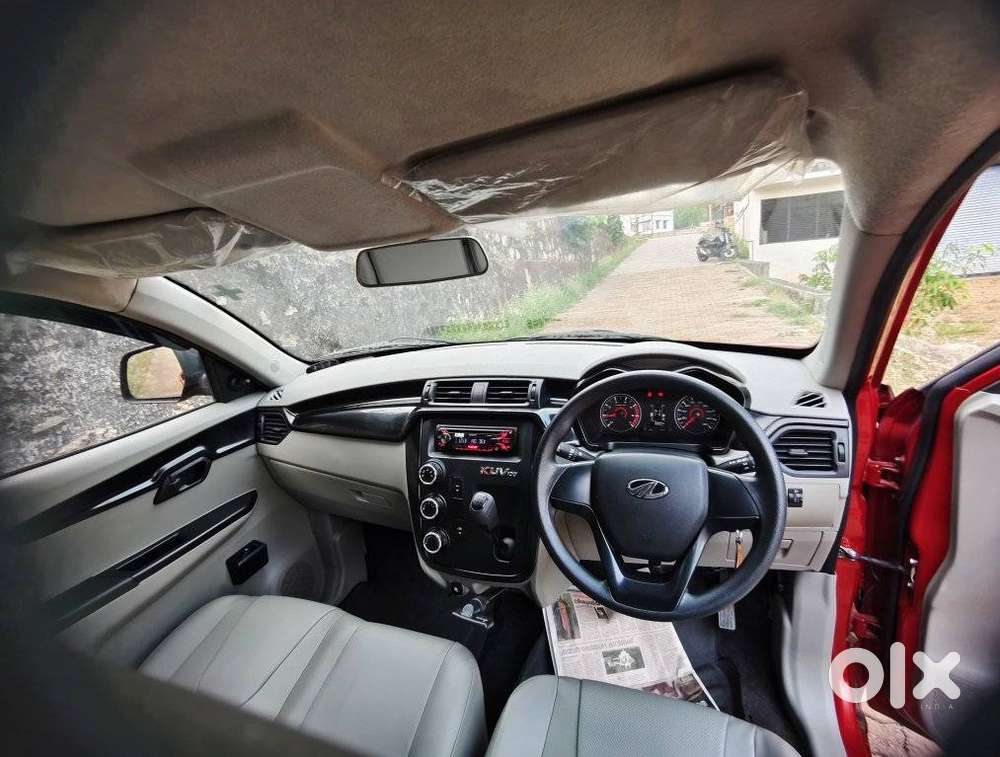 Mahindra Kuv 100 Mahindra-kuv-100-g80-k2-plus, 2017, Petrol