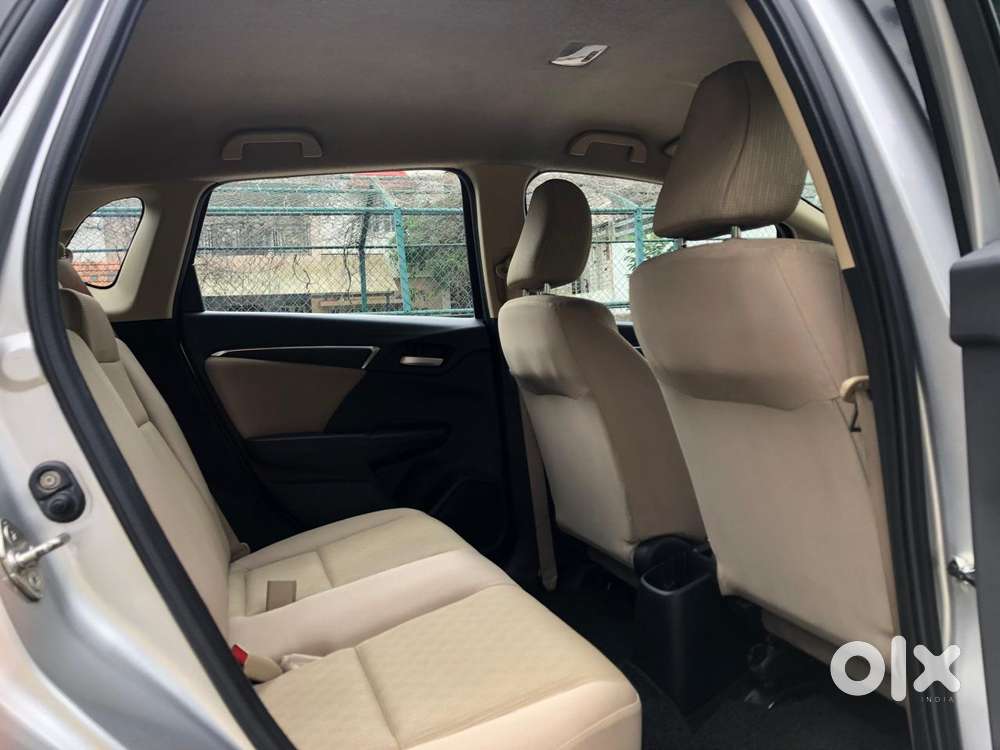 Honda Jazz V Automatic, 2016, Petrol