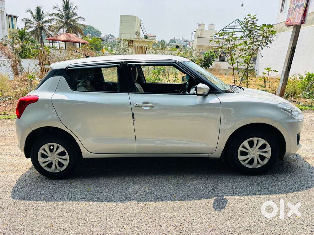 Maruti Suzuki Swift Vxi Optional, 2020, Petrol