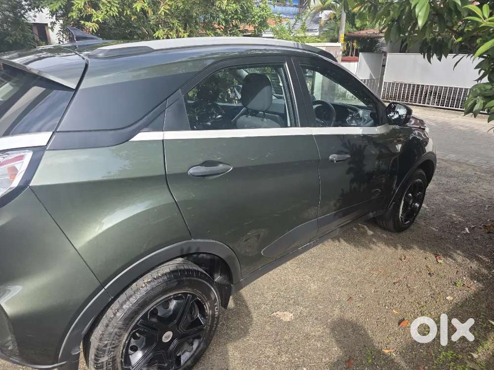 Tata Nexon Xma Petrol Amt (s) 2022