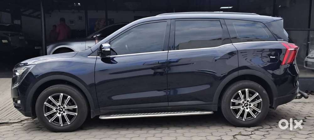 Mahindra Xuv700 2.2 Ax 7 Diesel At Luxury Pack Str Awd, 2023, Diesel