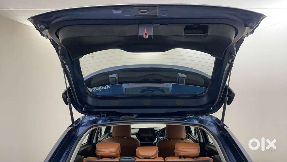 Maruti Suzuki Fronx Delta Plus 1.2l Ags, 2025, Petrol