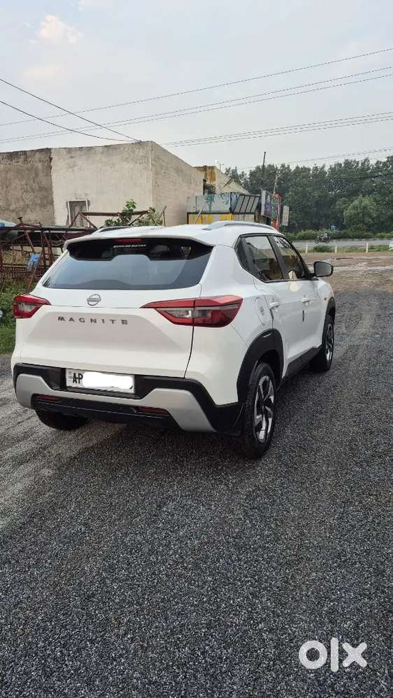 Nissan Magnite (non Turbo) 31000kms Driven