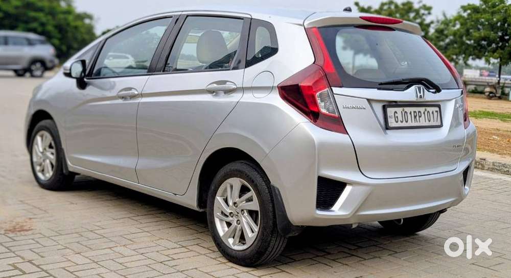 Honda Jazz V Automatic, 2016, Petrol