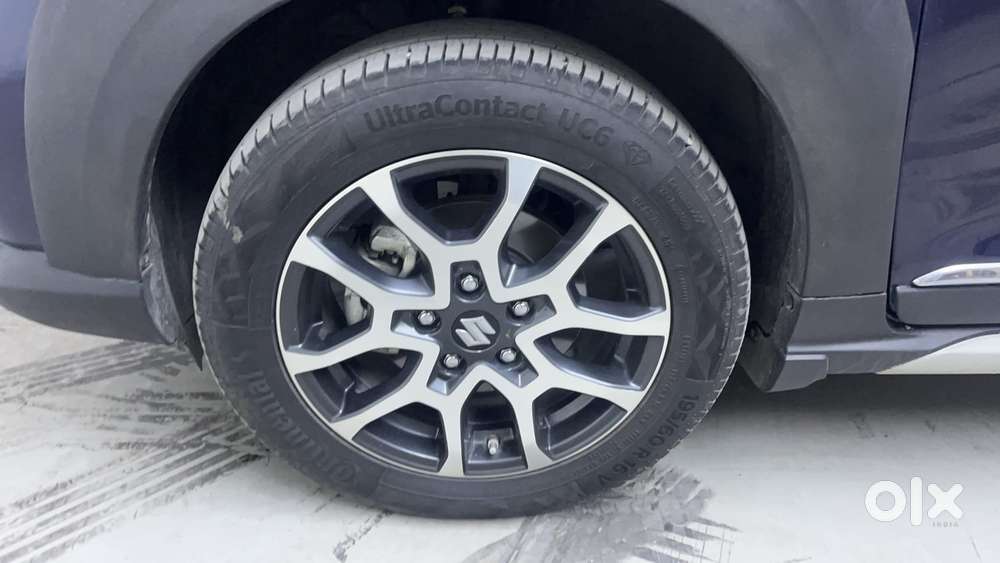 Maruti Suzuki Xl6 1.5 Alpha Plus At, 2022, Petrol