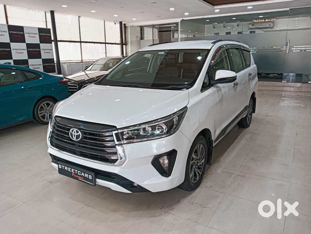 Toyota Innova Crysta 2.4 V, 2022, Diesel