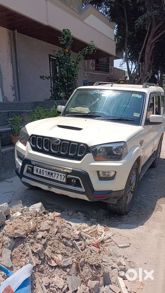 Mahindra Scorpio-n Diesel 2015 Show Room Maintenance