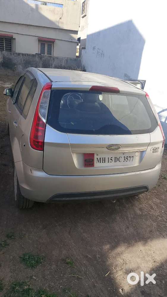 Ford Figo Diesel Zxi 2011