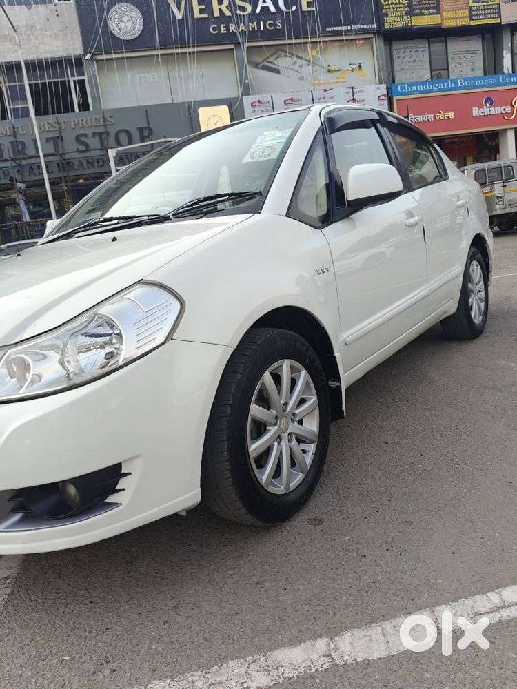 Maruti Suzuki Sx4 Zxi (opt), 2013, Petrol