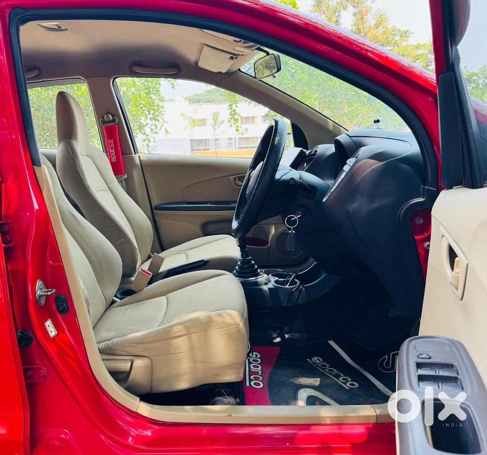 Honda Brio Smt (petrol) 2011/2nd Owner