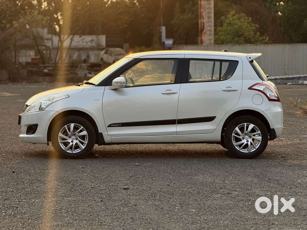 Maruti Suzuki Swift Zxi, 2013, Petrol