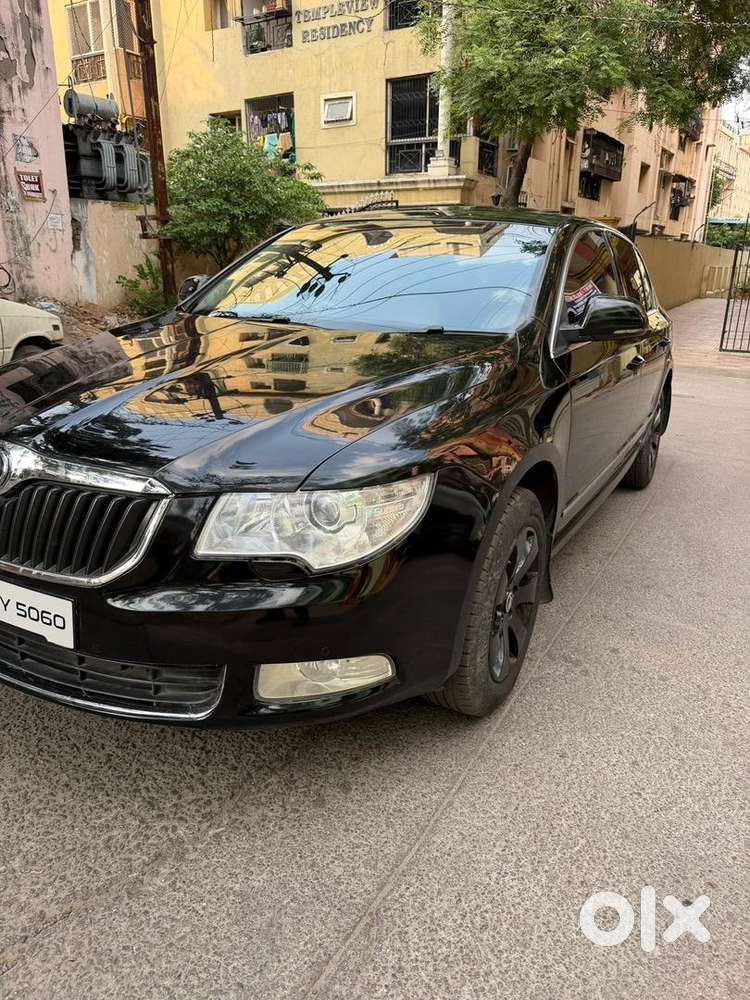 Skoda Superb 2008 Petrol 60000 Km Driven
