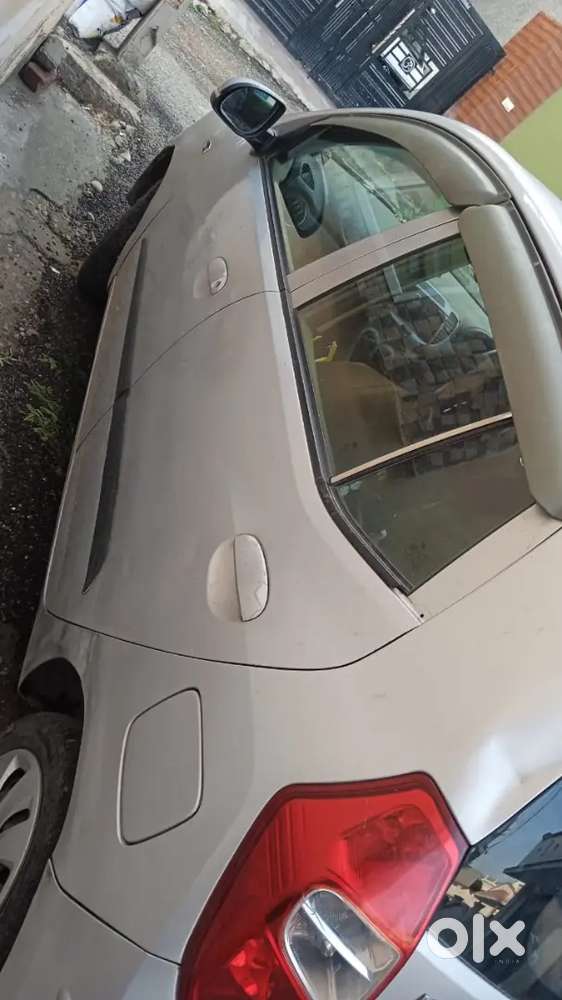 Hyundai I10 2011 Petrol 95000 Km Driven