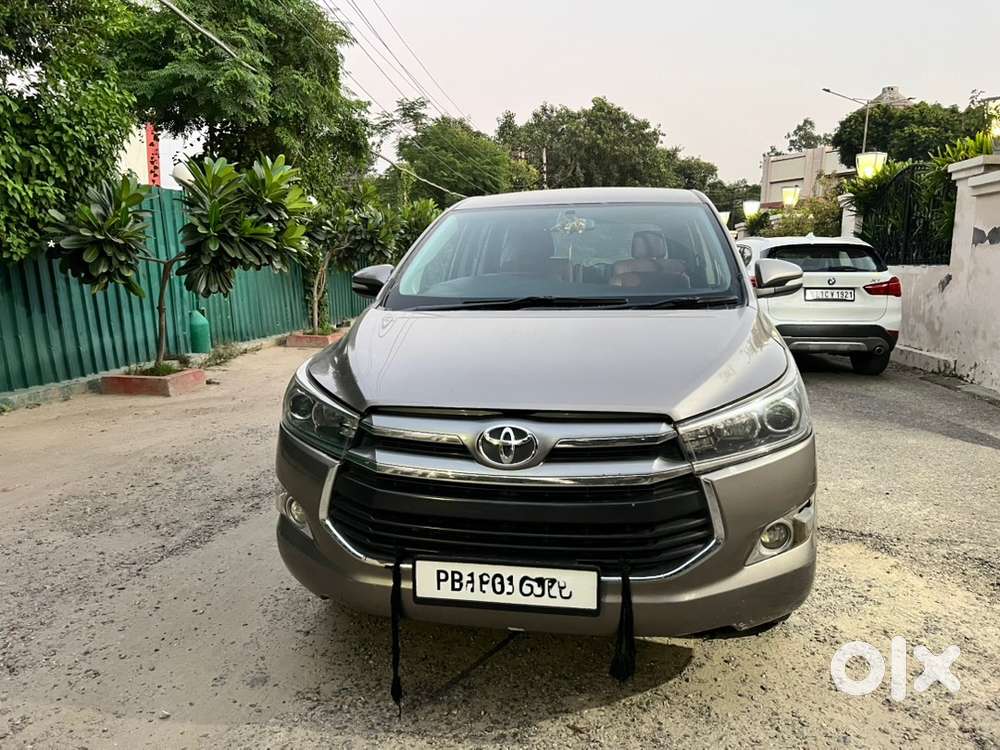 Toyota Innova Crysta 2017 Diesel Manual 2nd Owner