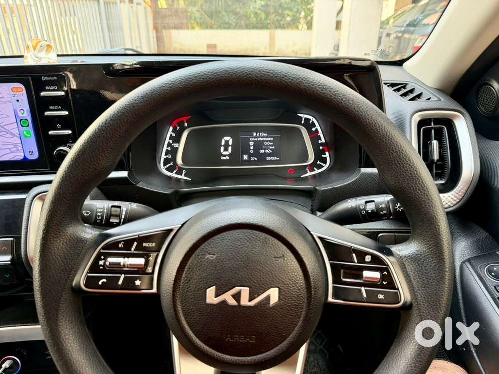 Kia Sonet Petrol 2023