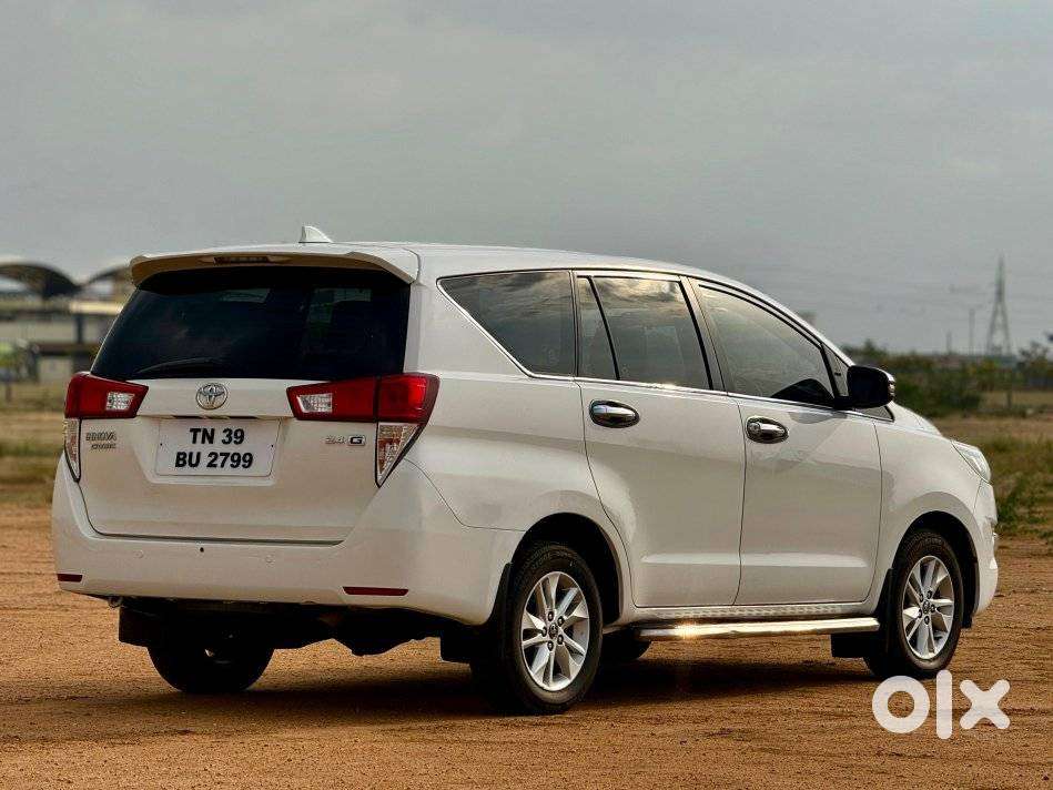 Toyota Innova Crysta 2.4 G Mt, 2016, Diesel