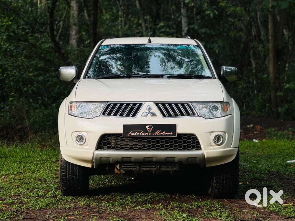Mitsubishi Pajero Sport 2.5 Manual, 2014, Diesel