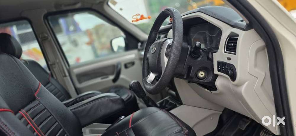 Mahindra Scorpio S10, 2017, Diesel