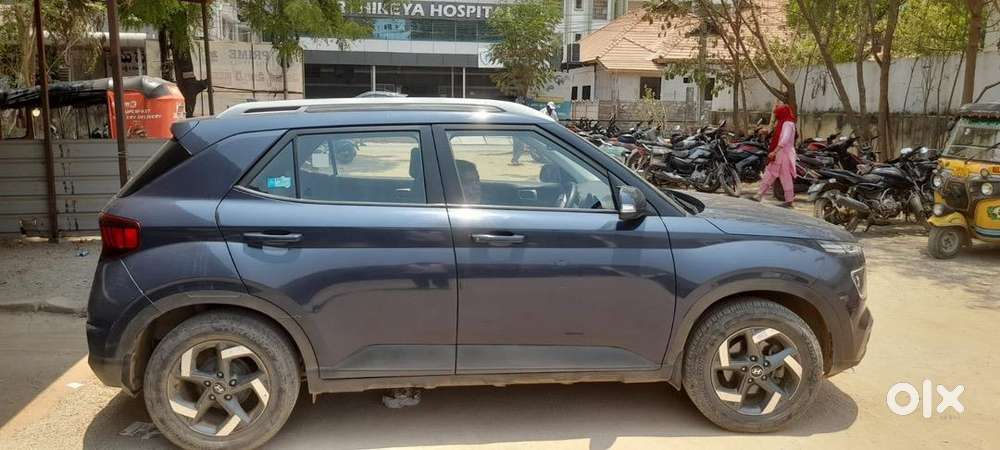 Hyundai Venue 2020 Petrol Good Condition