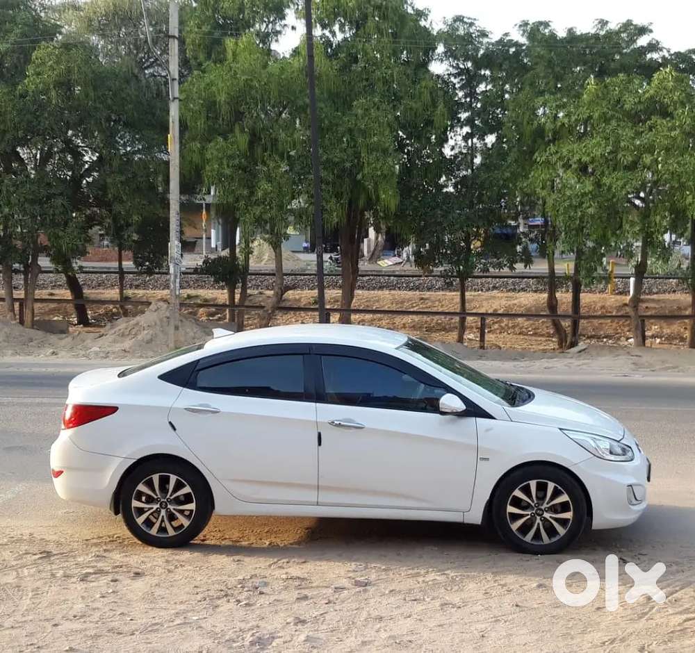 Hyundai Verna Crdi 2013