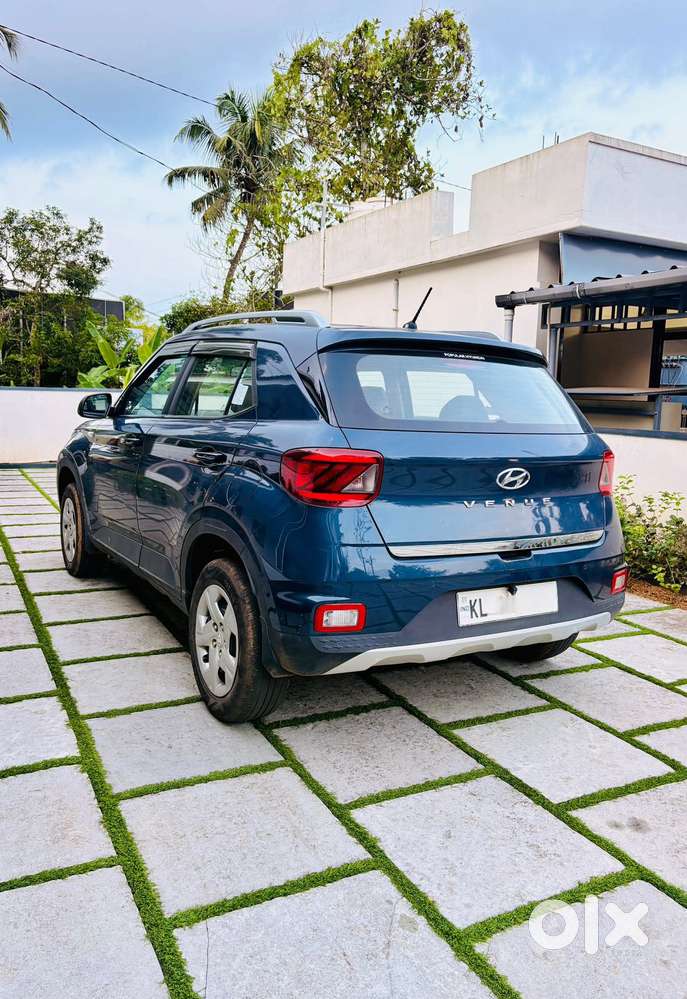 Hyundai Venue S Mt 1.2 Kappa, 2022, Petrol