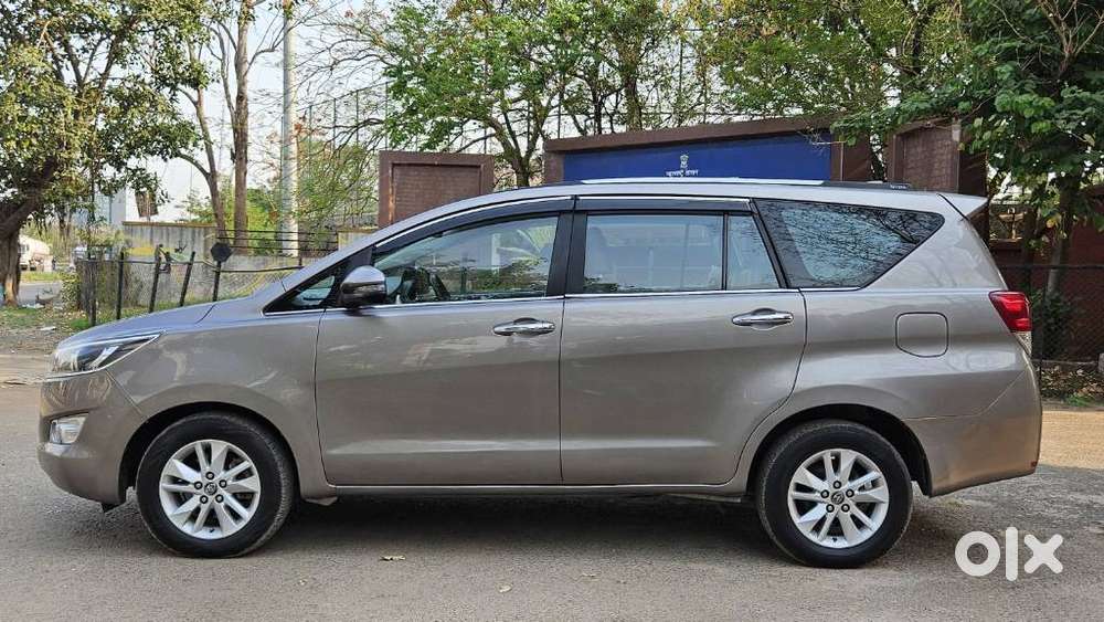 Toyota Innova Crysta 2.8z Automatic, 2018, Diesel