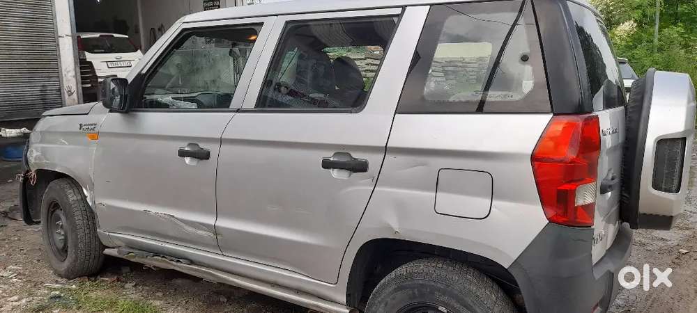 Mahindra Tuv 300 2017 Model