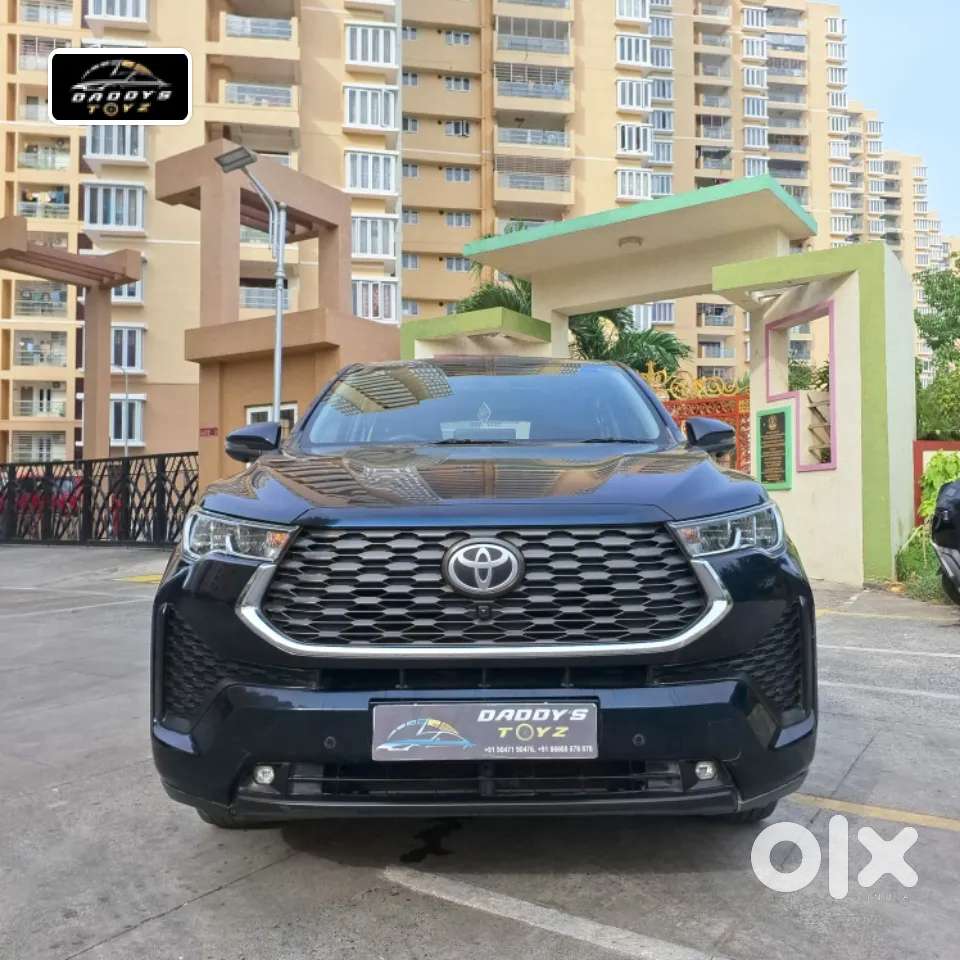 Toyota Innova Hycross 2.0 Vx (o) Hybrid 7 Str, 2024, Petrol