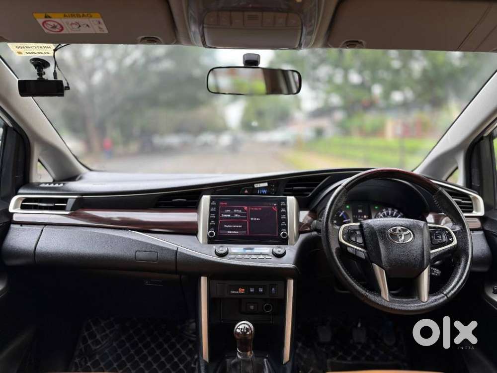 Toyota Innova Crysta 2.4 V 7 Str, 2022, Diesel