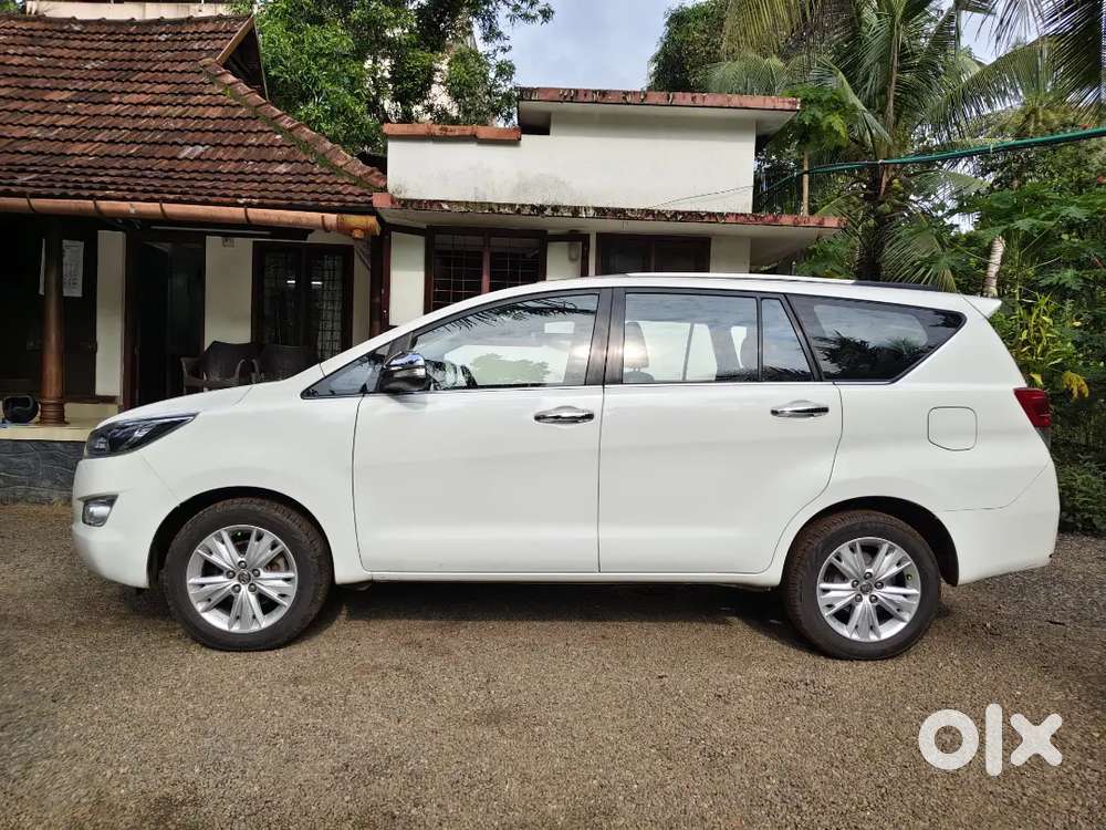 Toyota Innova Crysta 2016 Diesel Automatic
