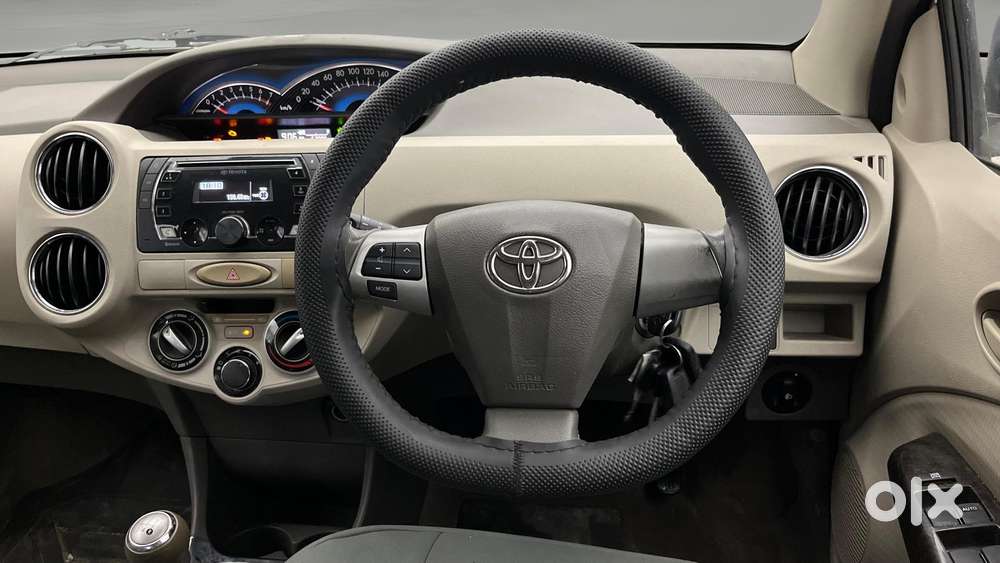 Toyota Etios Vx, 2015, Petrol