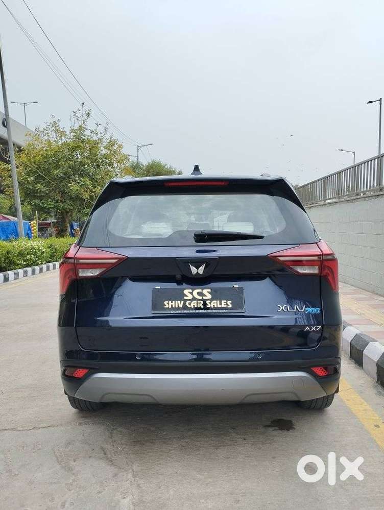 Mahindra Xuv700 2.0 Ax 7 Petrol At Str, 2024, Petrol