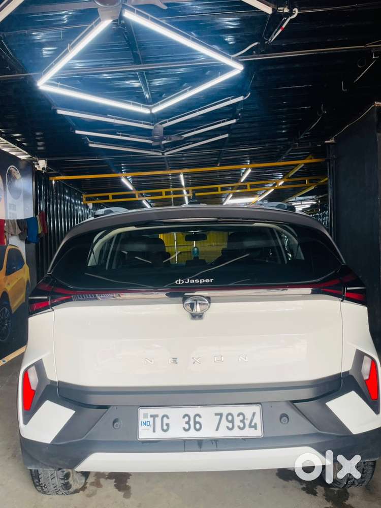 Tata Nexon 2024 Diesel Well Maintained