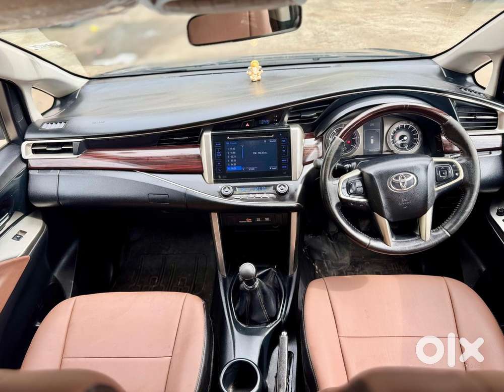 Toyota Innova Crysta 2.4 V 7 Str, 2017, Diesel