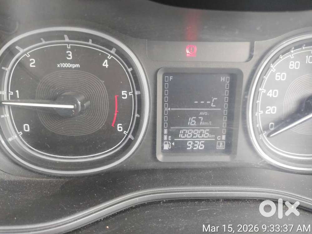 Maruti Suzuki Breeza Zdi+ Dual Tone